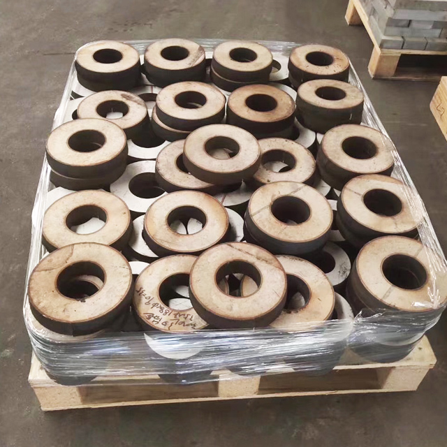 Stainless steel medium plate and thick plate